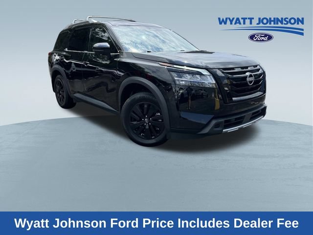 Used 2024 Nissan Pathfinder SL