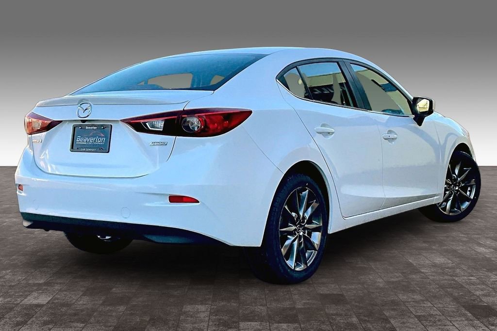 Used 2018 MAZDA MAZDA3 Touring image 14