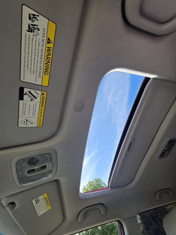 Used 2013 Kia Soul ! w/ Premium Pkg FWD image 34