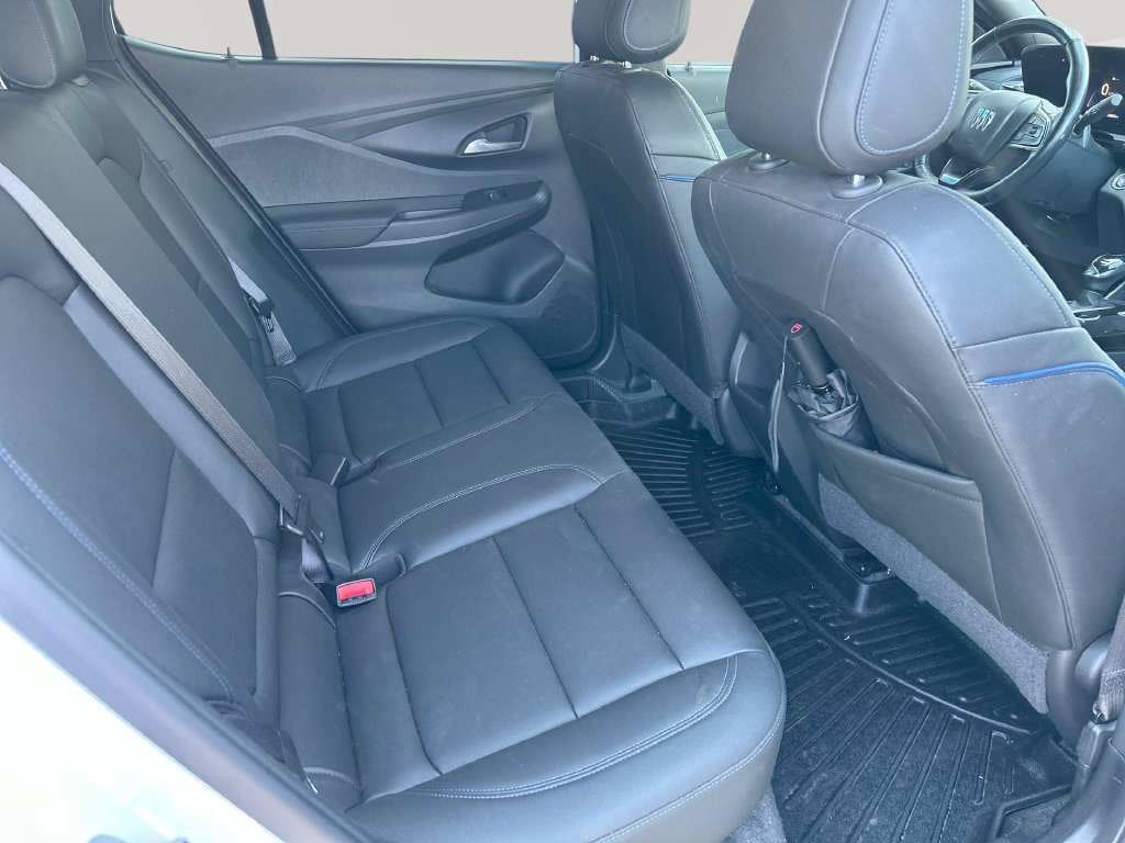 Used 2025 Buick Envista Sport Touring w/ Convenience I Package FWD image 25