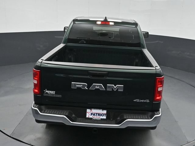 New 2026 RAM 1500 4x4 Crew Cab image 32