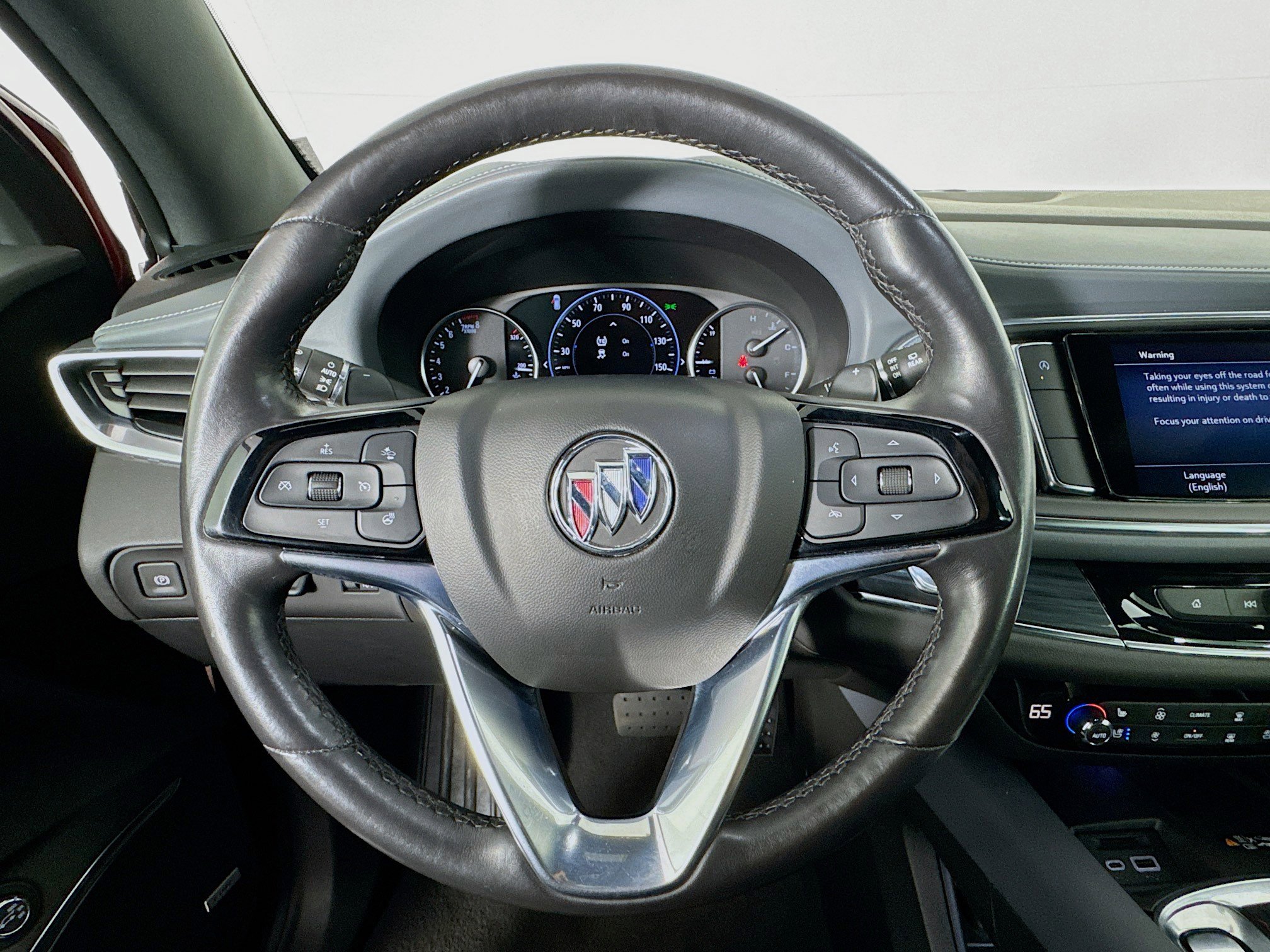 Used 2024 Buick Enclave Premium image 11