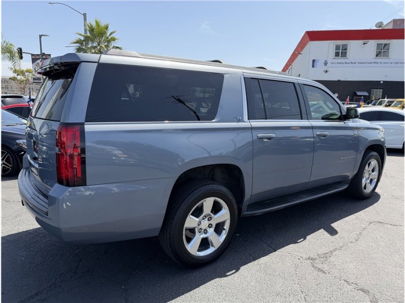 Used 2016 Chevrolet Suburban LT w/ Max Trailering Package RWD image 14