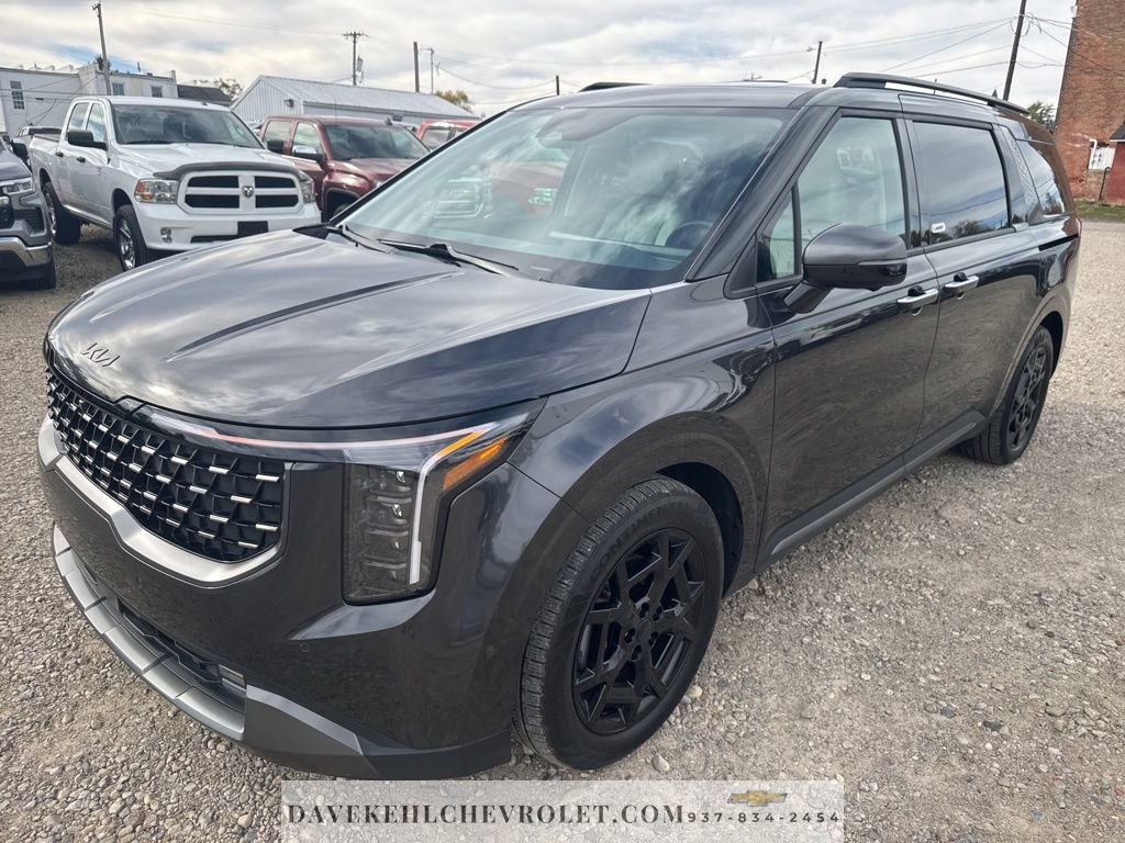 Used 2025 Kia Carnival SX Prestige