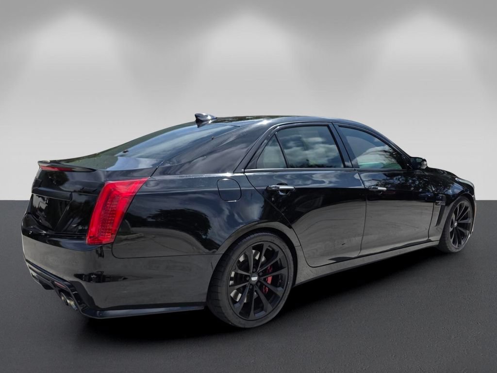 Used 2019 Cadillac CTS V w/ Luxury Package RWD image 6