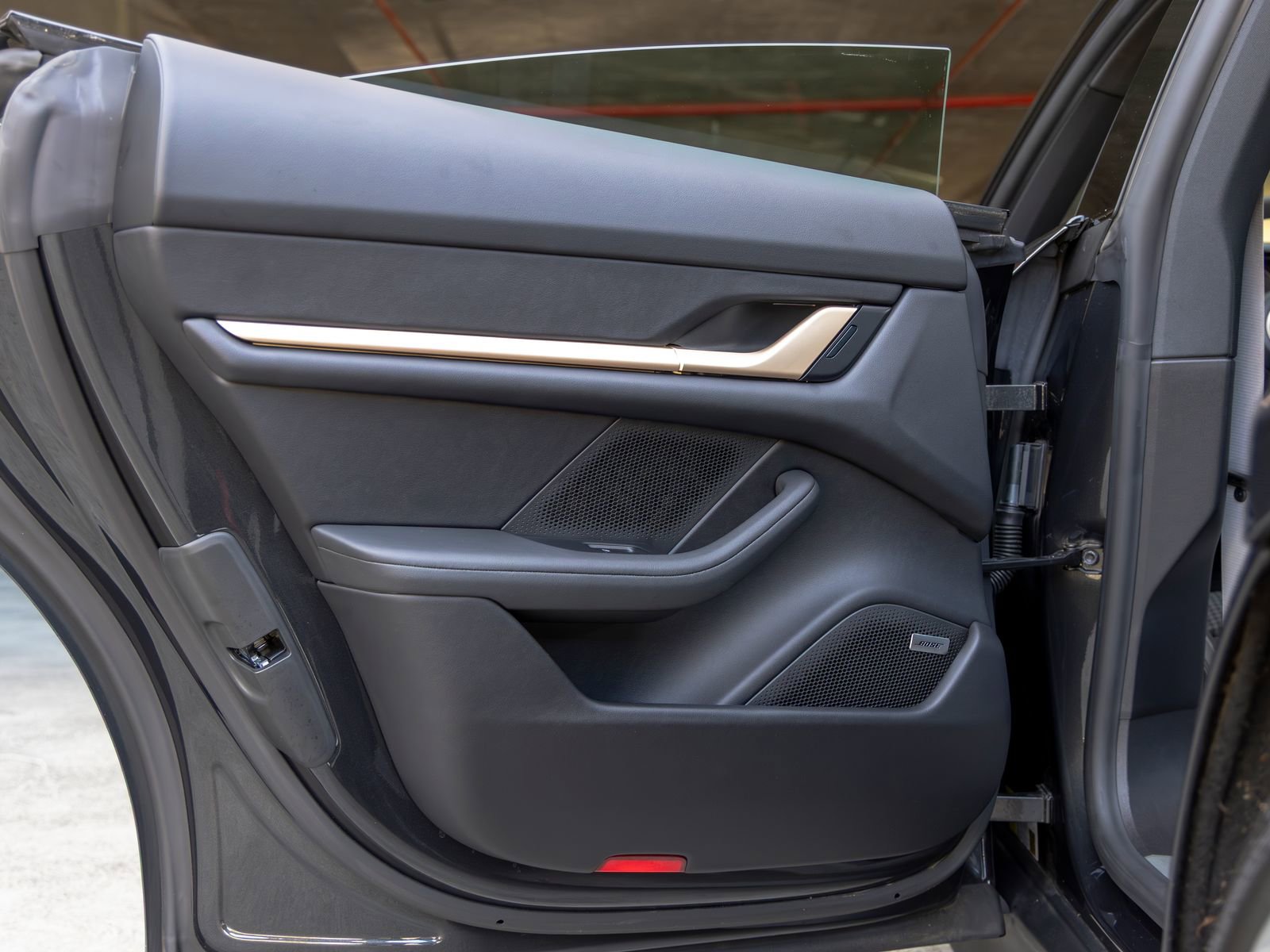 Certified 2025 Porsche Taycan 4S image 42