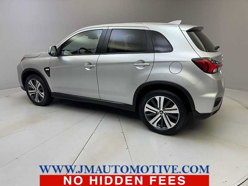 Used 2024 Mitsubishi Outlander Sport ES AWD/4WD image 3