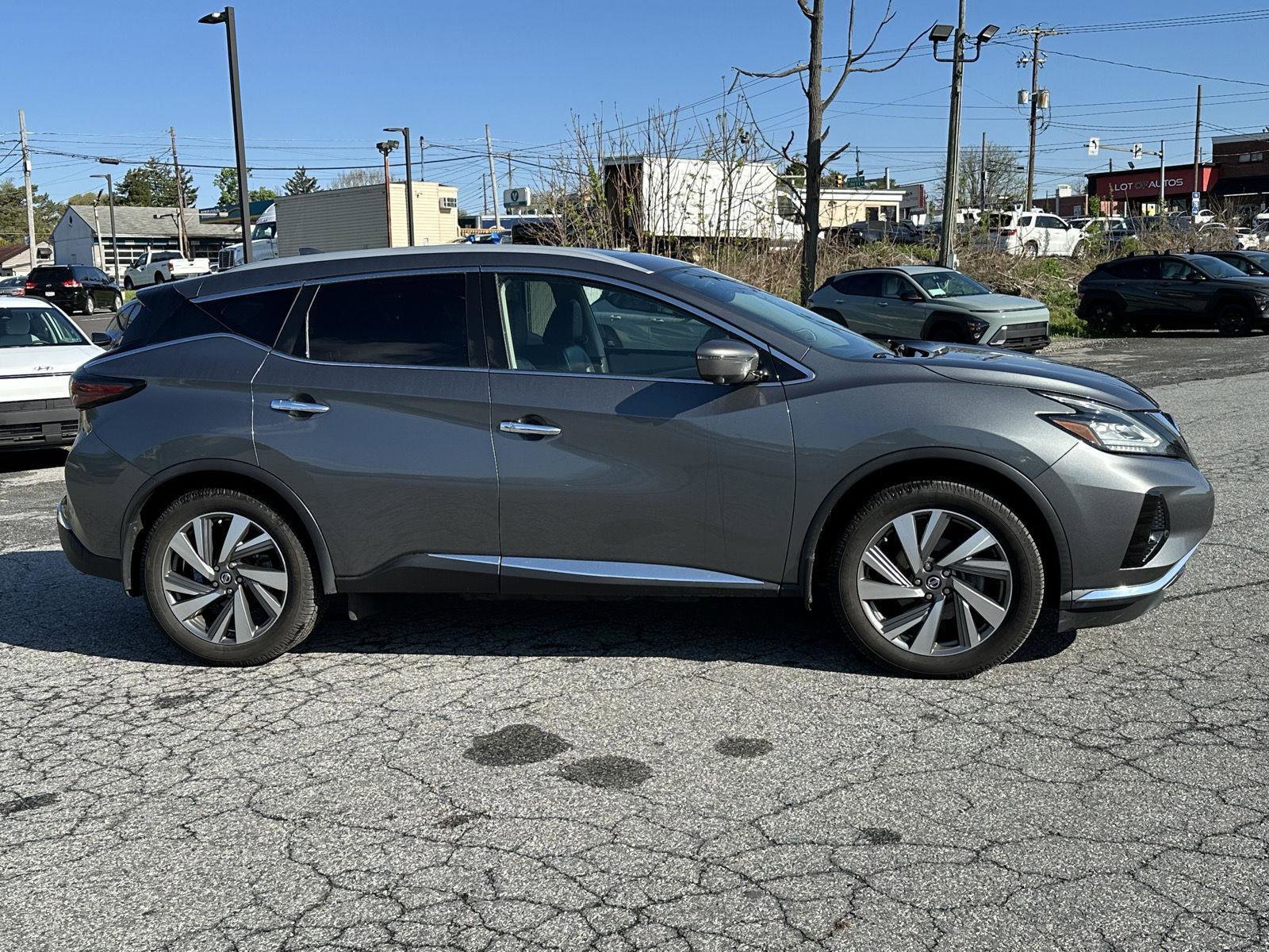 Used 2020 Nissan Murano SL w/ Moonroof Package AWD/4WD image 9