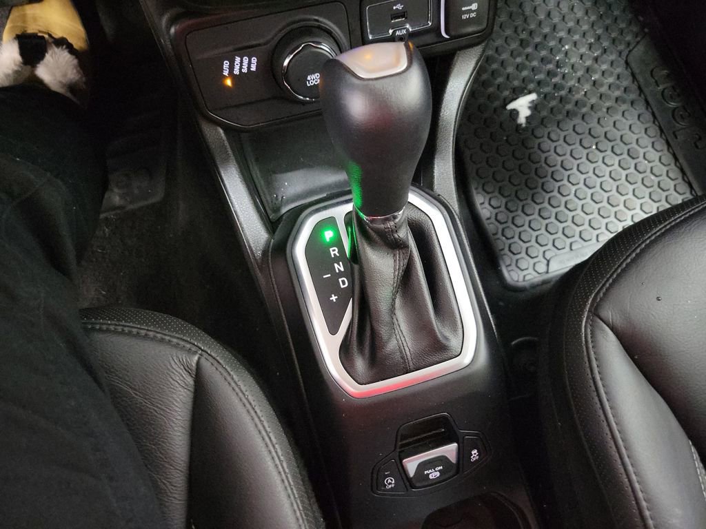 Used 2023 Jeep Renegade Limited w/ Limited Elite Group image 36