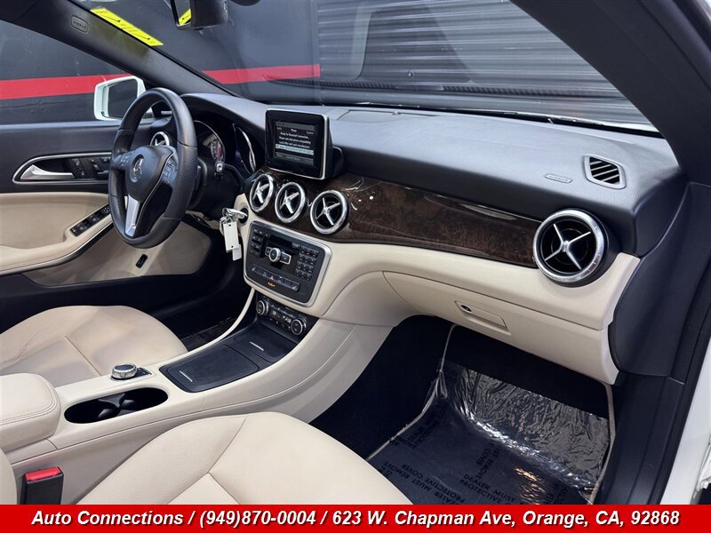 Used 2014 Mercedes-Benz CLA 250 image 10