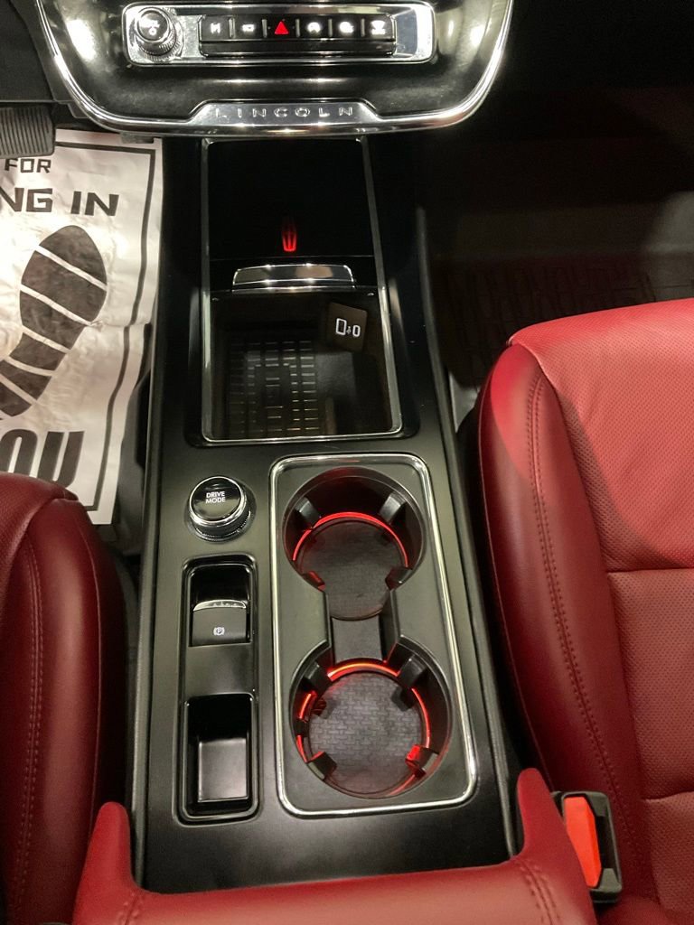 Used 2023 Lincoln Corsair Reserve w/ Equipment Group 201A image 19