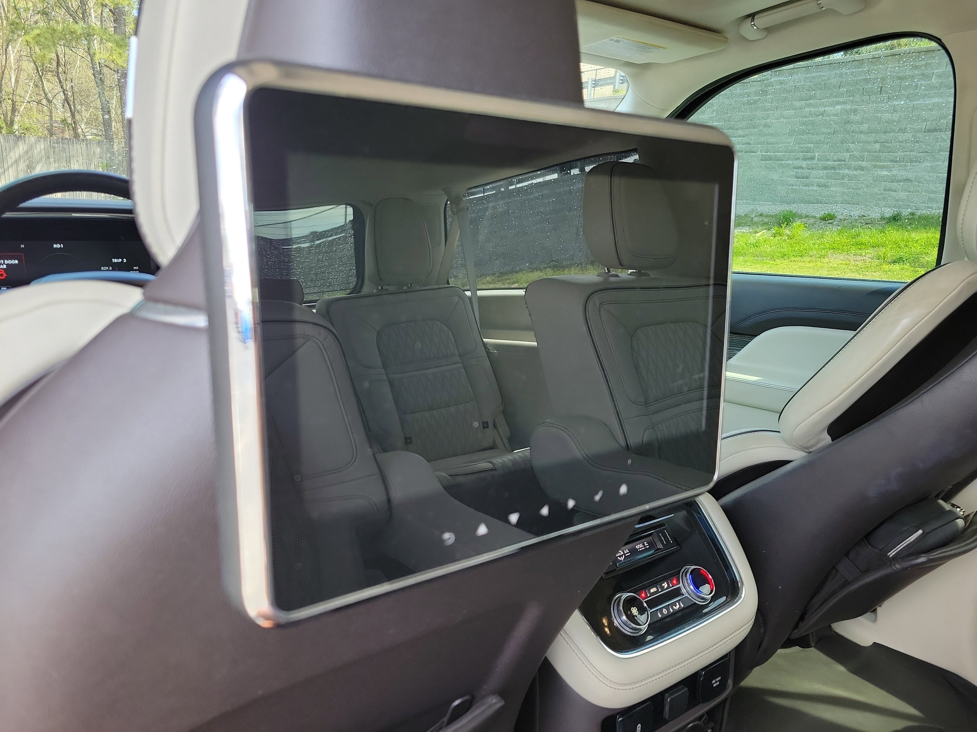 Used 2020 Lincoln Navigator L Black Label image 12