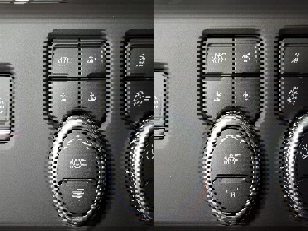 New 2026 GMC Sierra 2500 Denali w/ Denali Reserve Package image 47