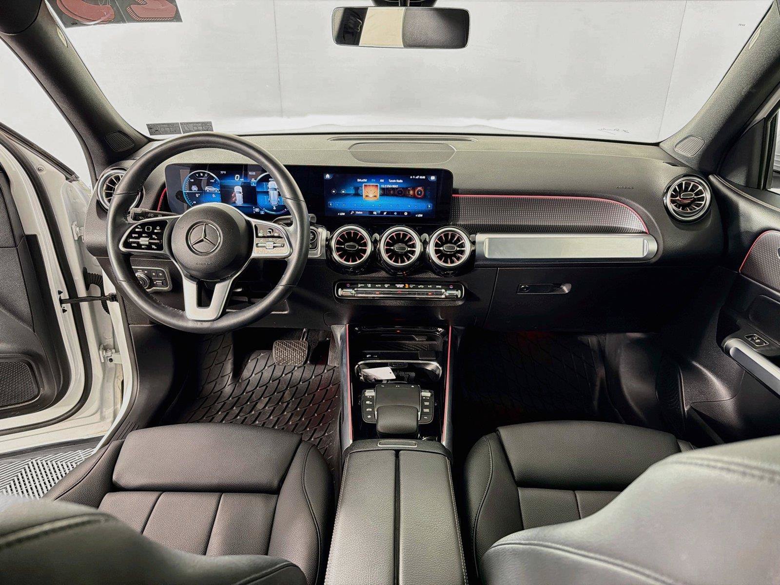 Used 2023 Mercedes-Benz GLB 250 4MATIC image 25