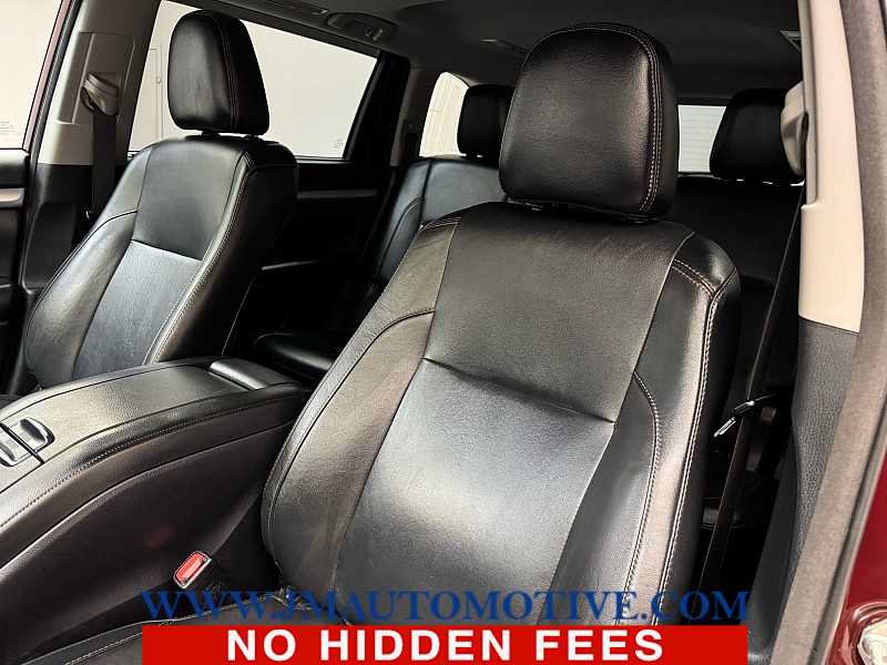 Used 2018 Toyota Highlander XLE AWD/4WD image 14