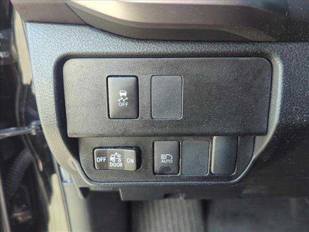 Used 2023 Toyota Tacoma SR5 RWD image 11