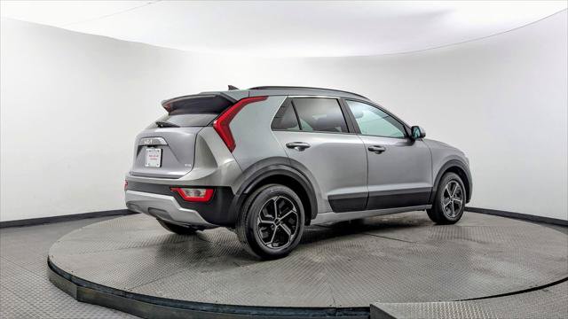 Used 2025 Kia Niro LX FWD image 8