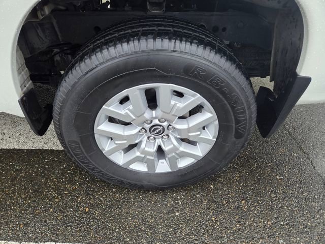 Used 2022 Nissan Frontier SV image 12