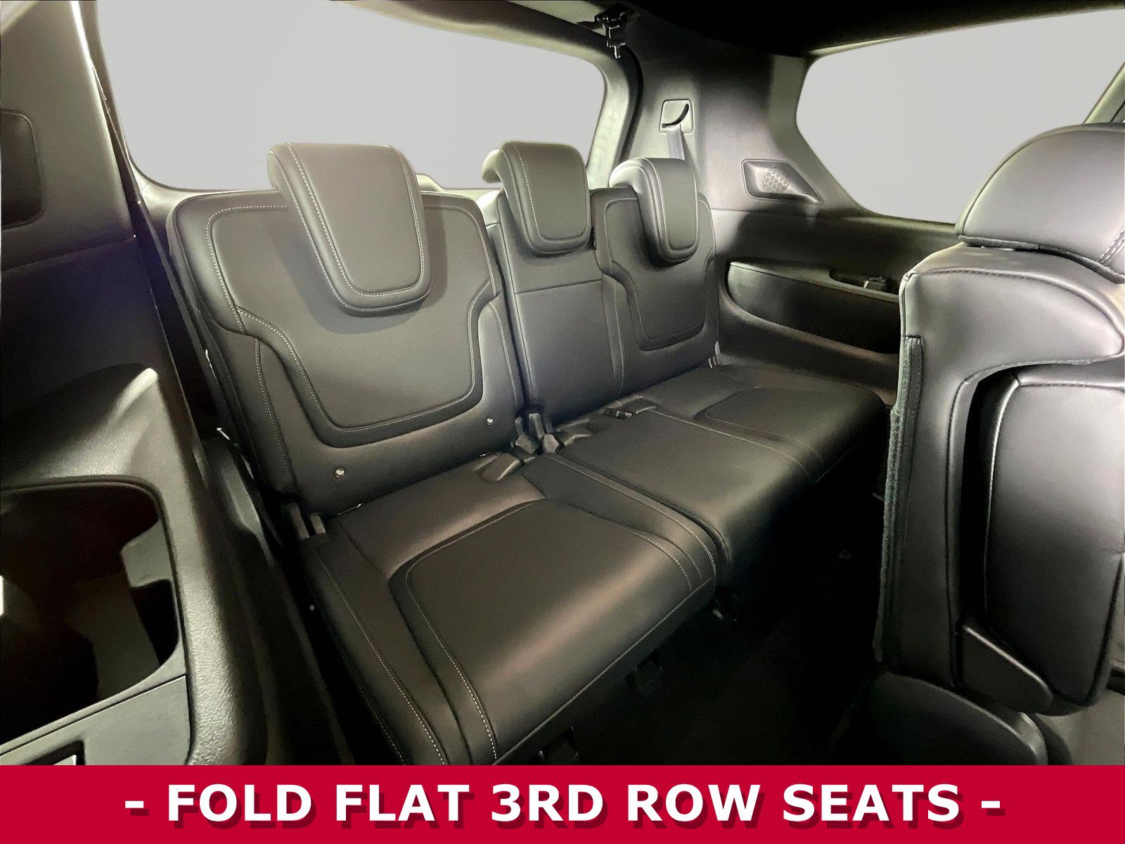 Certified 2025 Nissan Armada PRO-4X AWD/4WD image 26