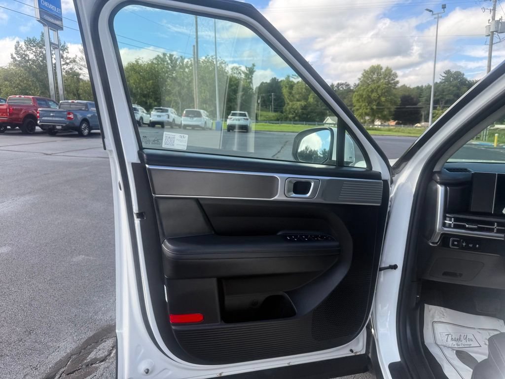Used 2026 Hyundai Santa Fe SEL AWD/4WD image 18