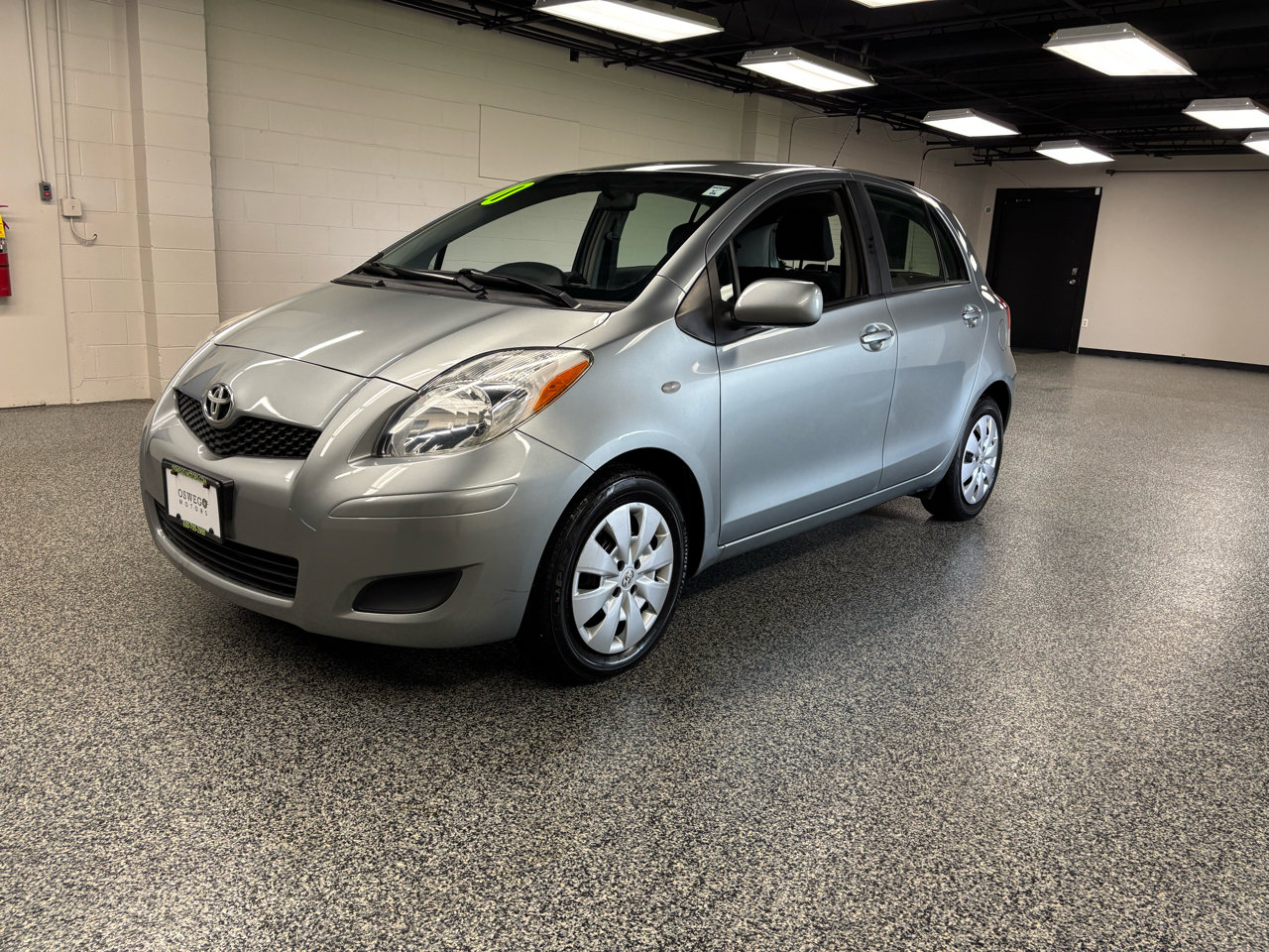 Used 2010 Toyota Yaris Liftback 5-Door image 8