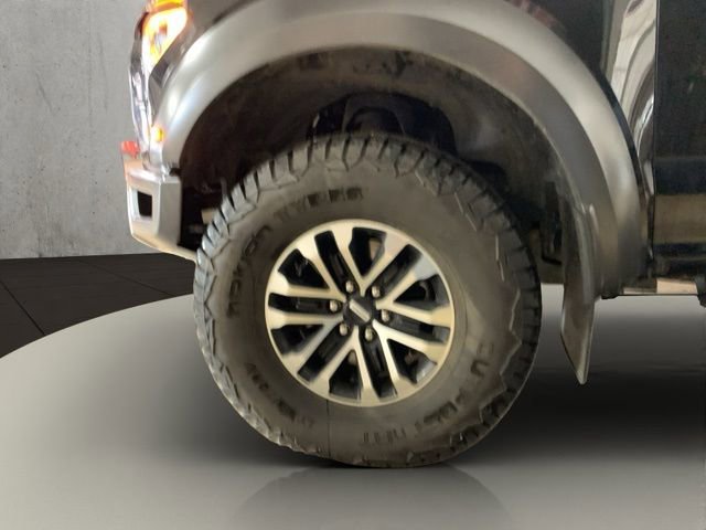 Used 2020 Ford F150 Raptor w/ Equipment Group 802A Luxury image 34