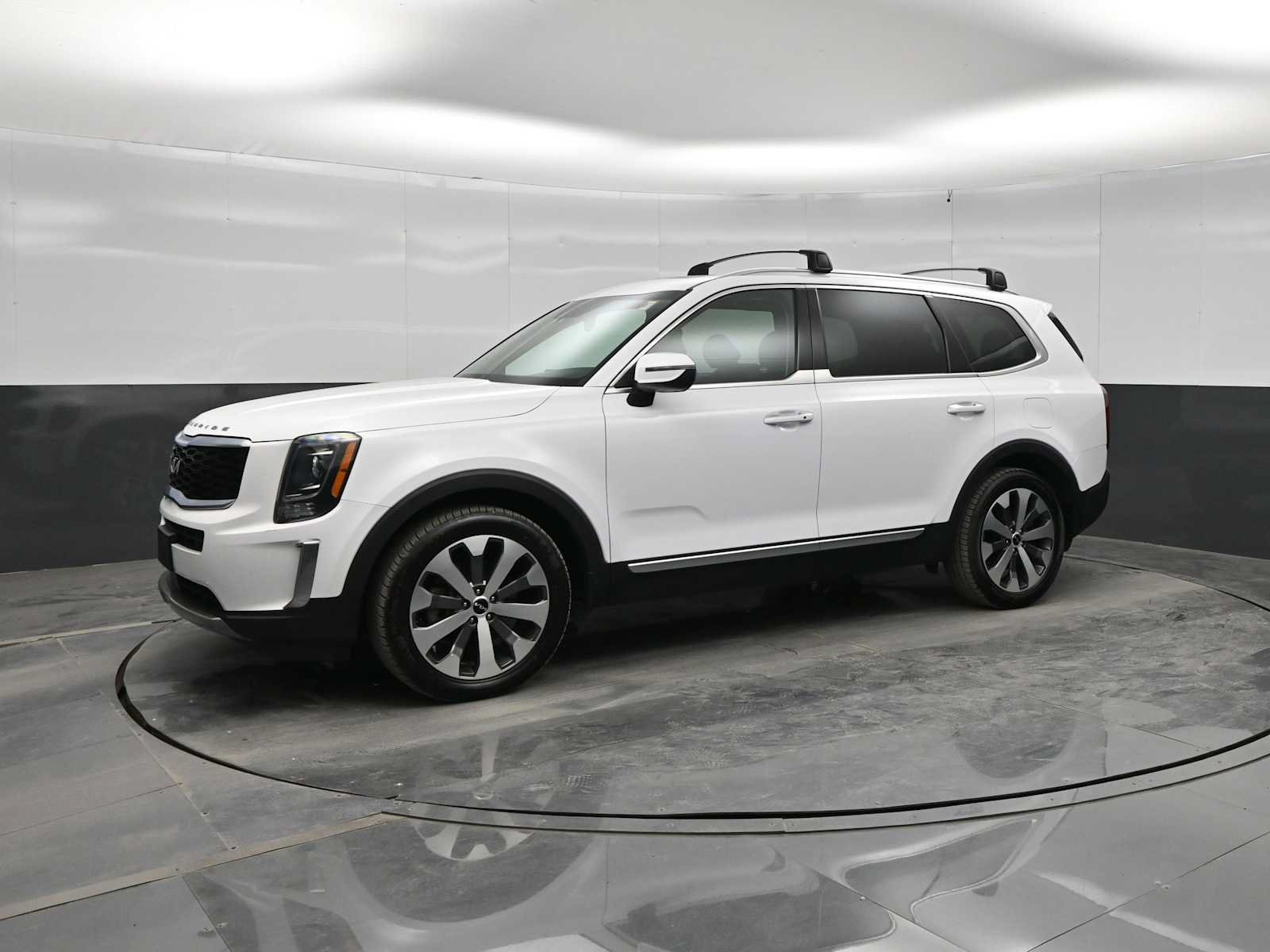 Used 2022 Kia Telluride S AWD/4WD image 4