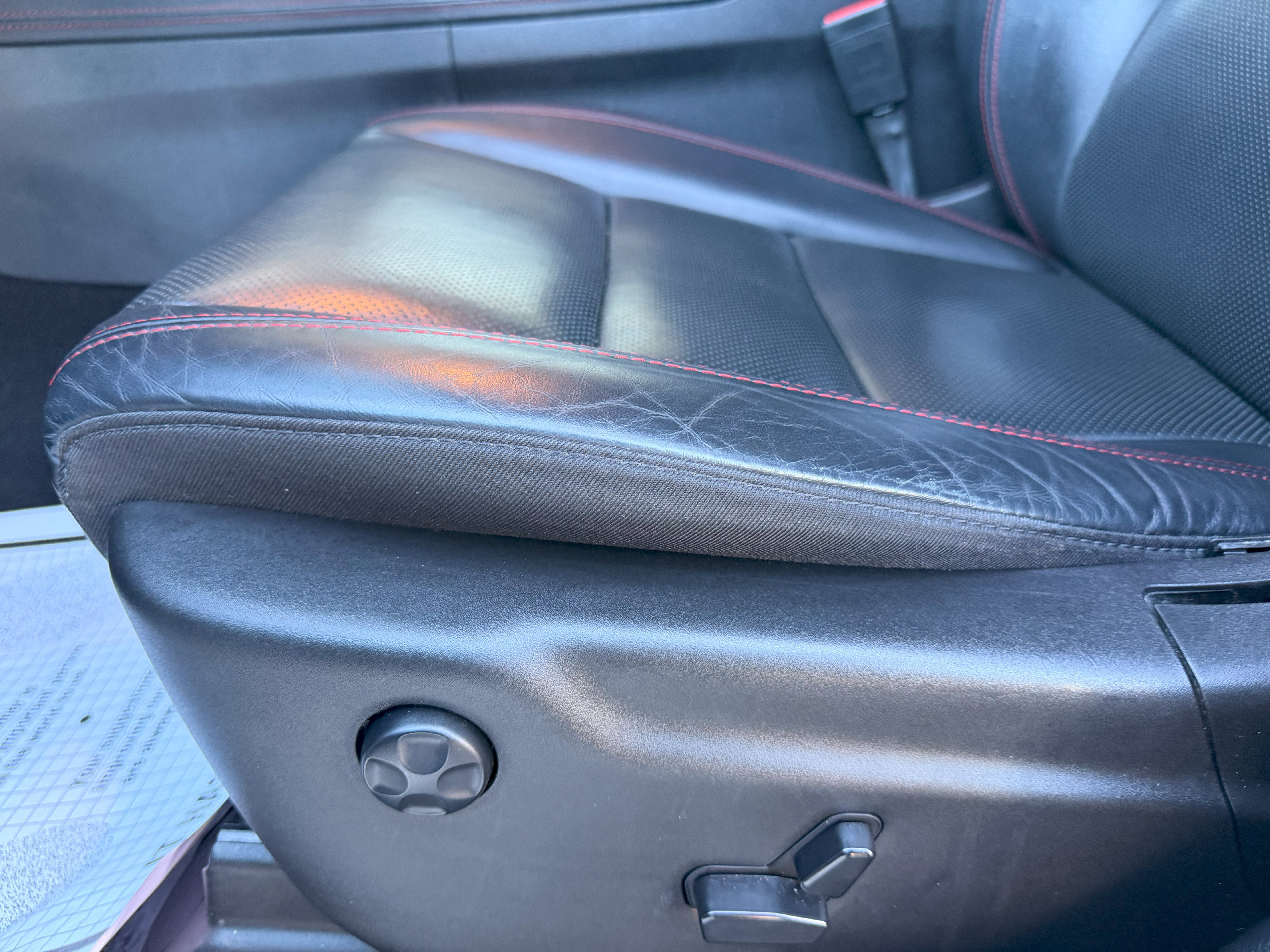 Used 2024 Dodge Durango GT image 17