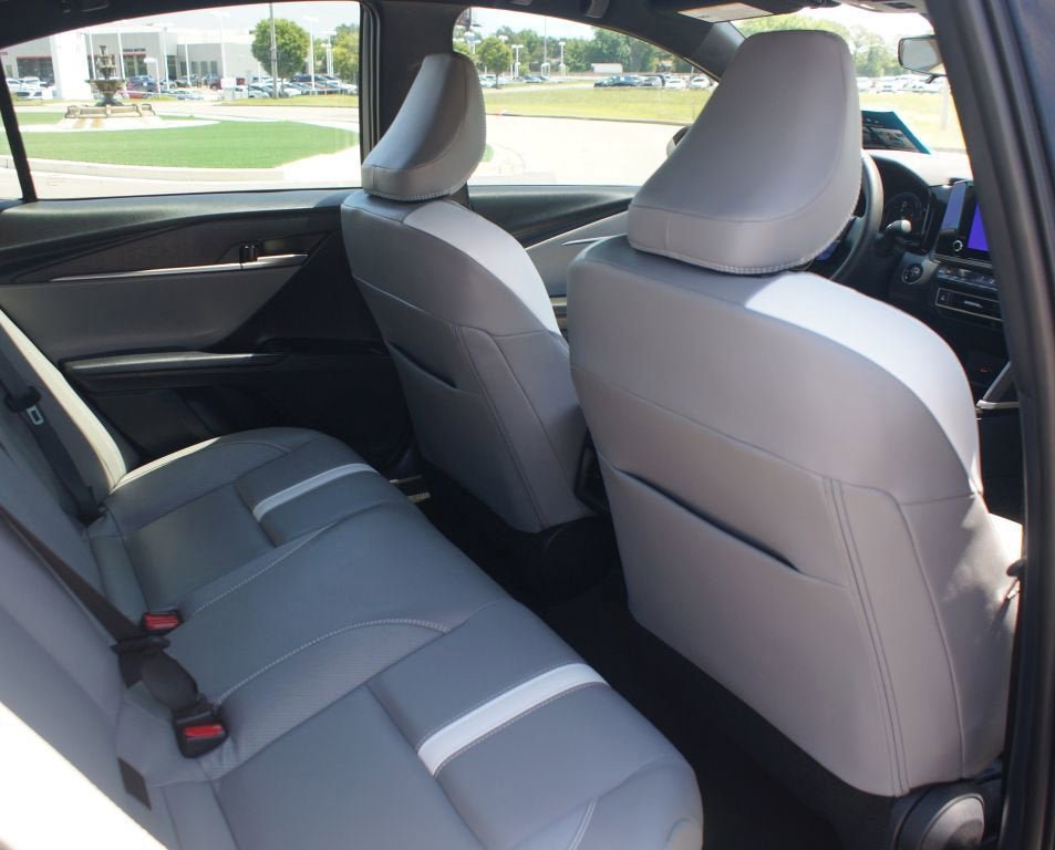 Used 2026 Toyota Camry SE FWD image 21