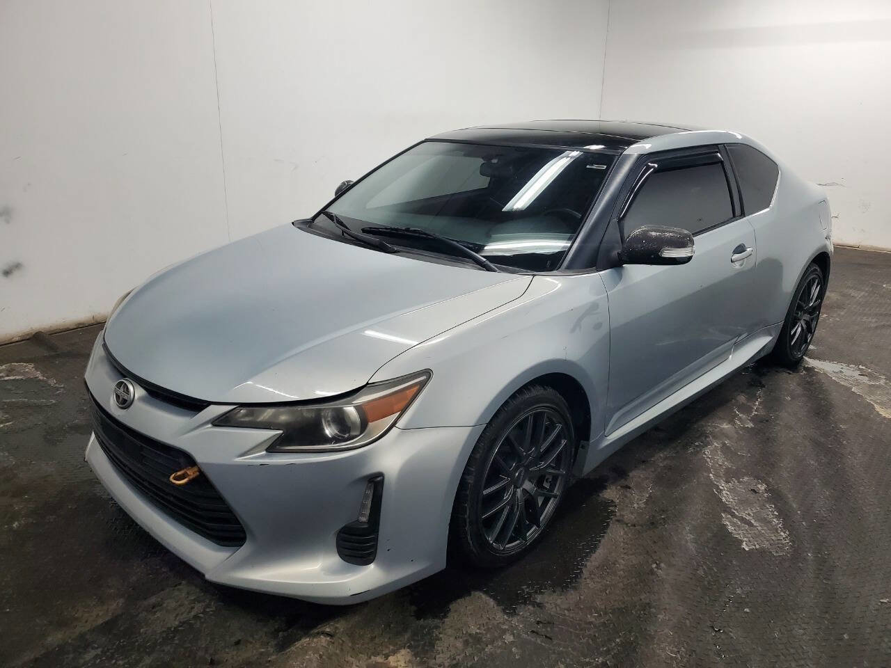 Used 2014 Scion tC 10 Series image 1