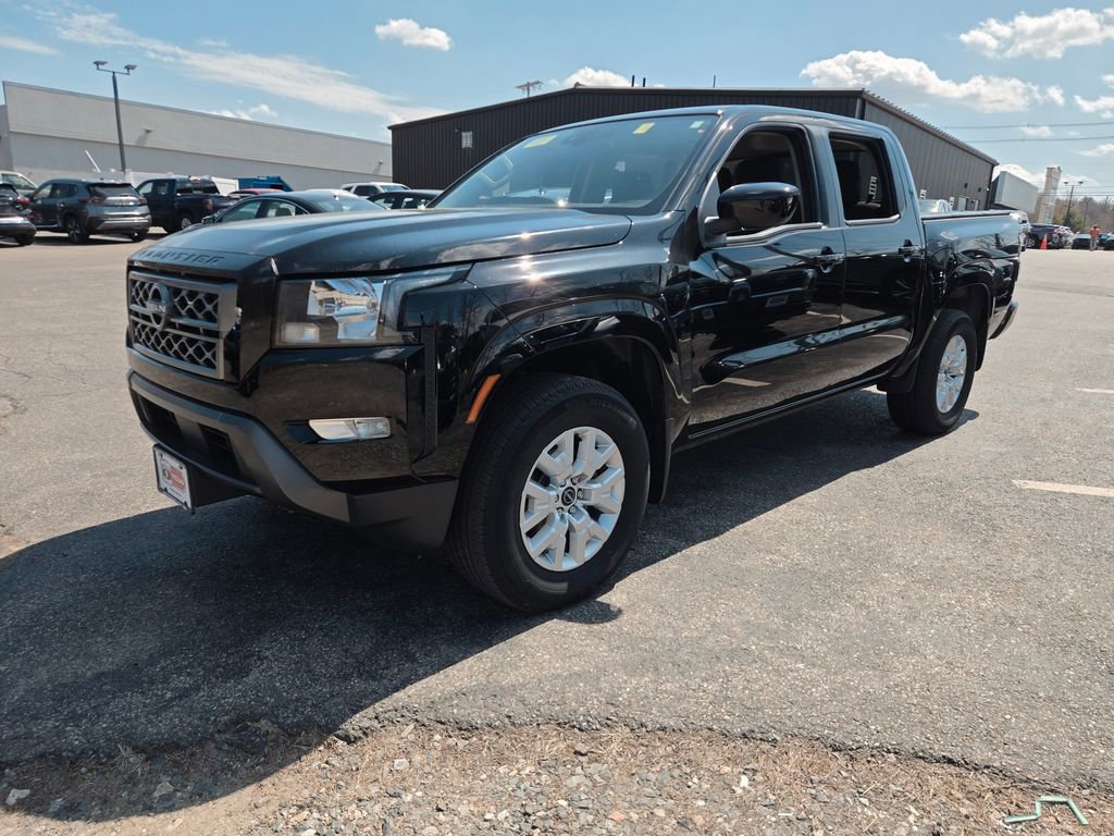 Used 2023 Nissan Frontier SV w/ SV Convenience Package image 2