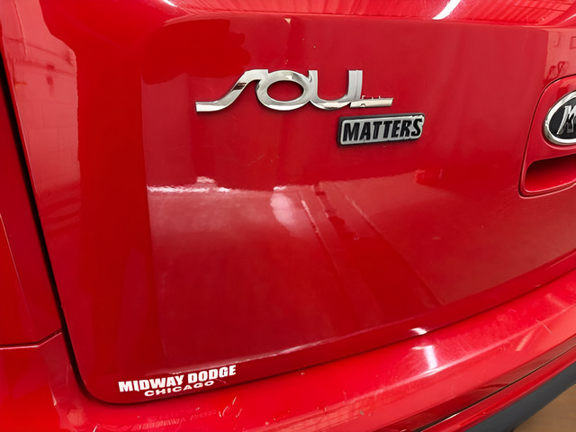 Used 2012 Kia Soul + FWD image 8