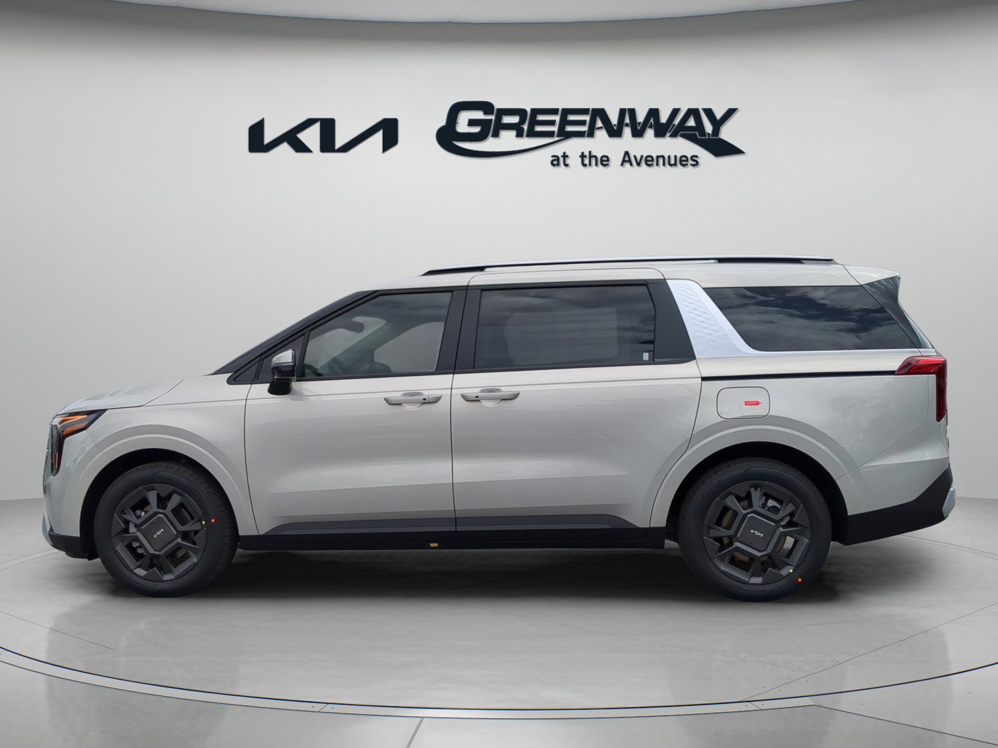 New 2026 Kia Carnival EX FWD image 3