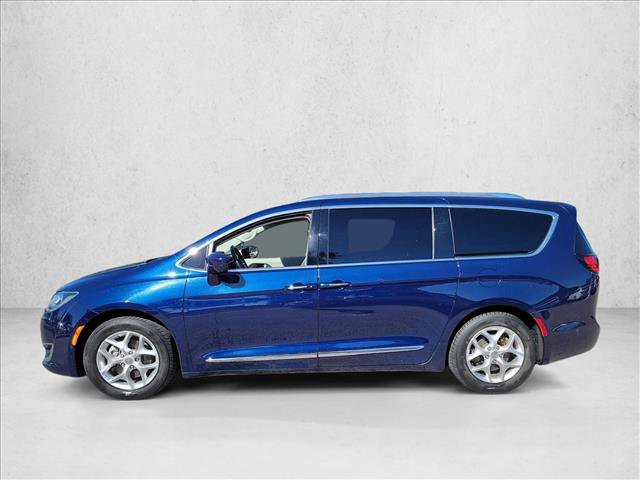 Used 2018 Chrysler Pacifica Touring-L Plus w/ Advanced Safetytec Group FWD image 8