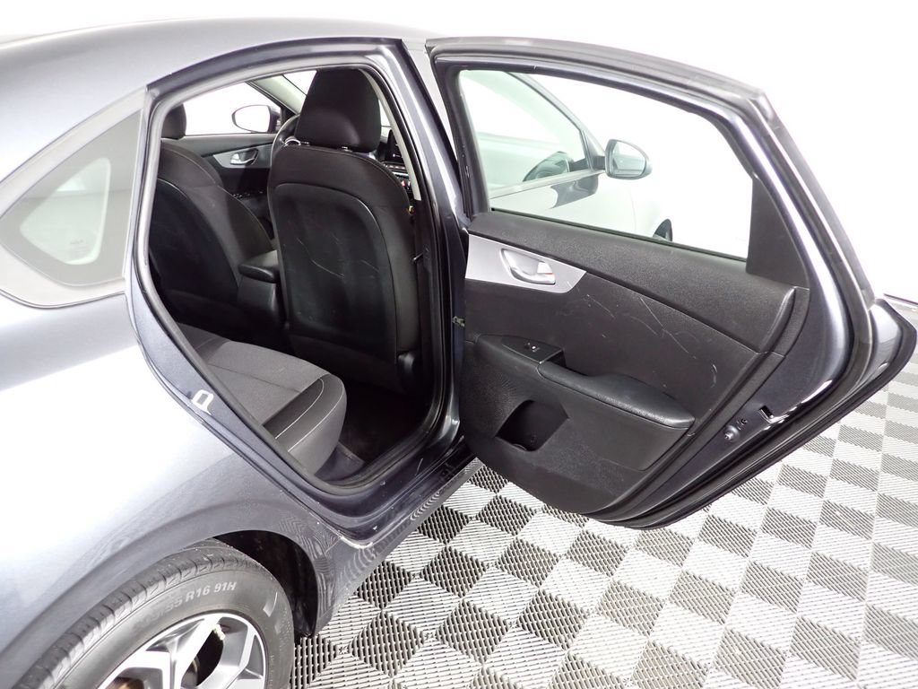 Used 2023 Kia Forte LXS FWD image 29