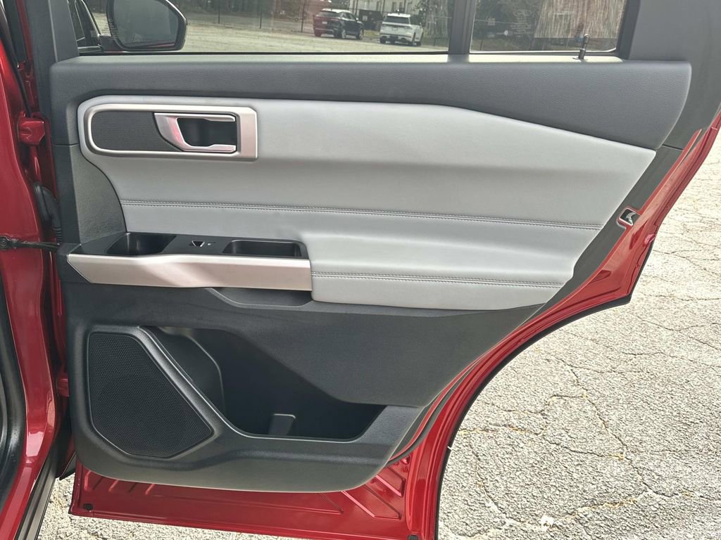 Used 2023 Ford Explorer XLT w/ Equipment Group 202A image 16