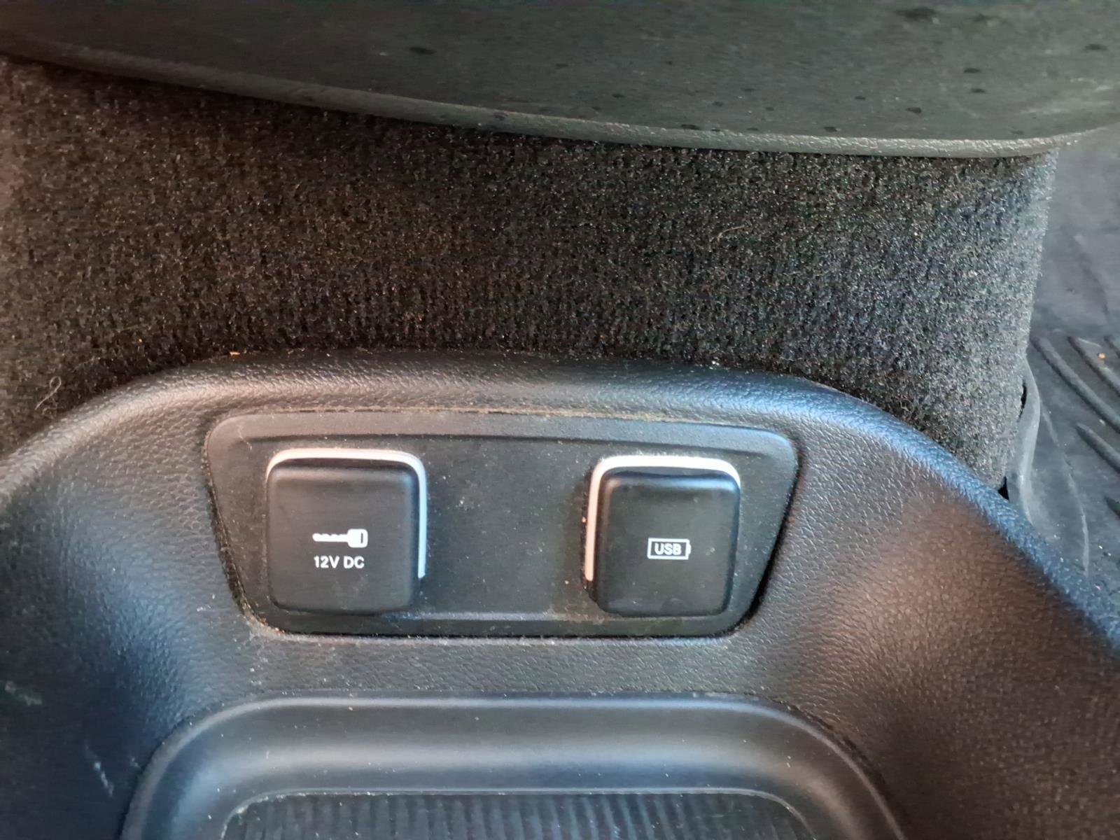 Used 2020 Chrysler Pacifica Touring-L Plus w/ S Appearance Package FWD image 31
