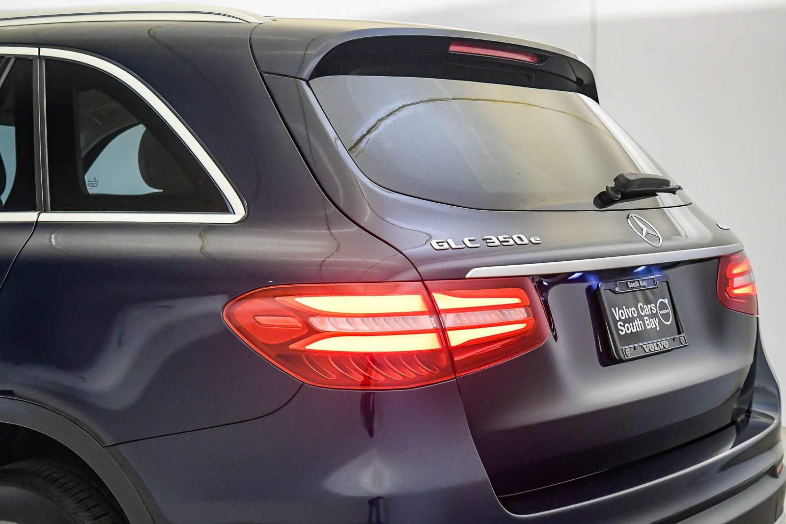 Used 2019 Mercedes-Benz GLC 350e 4MATIC image 11