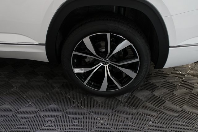 New 2026 Volkswagen Atlas SEL Premium R-Line image 24