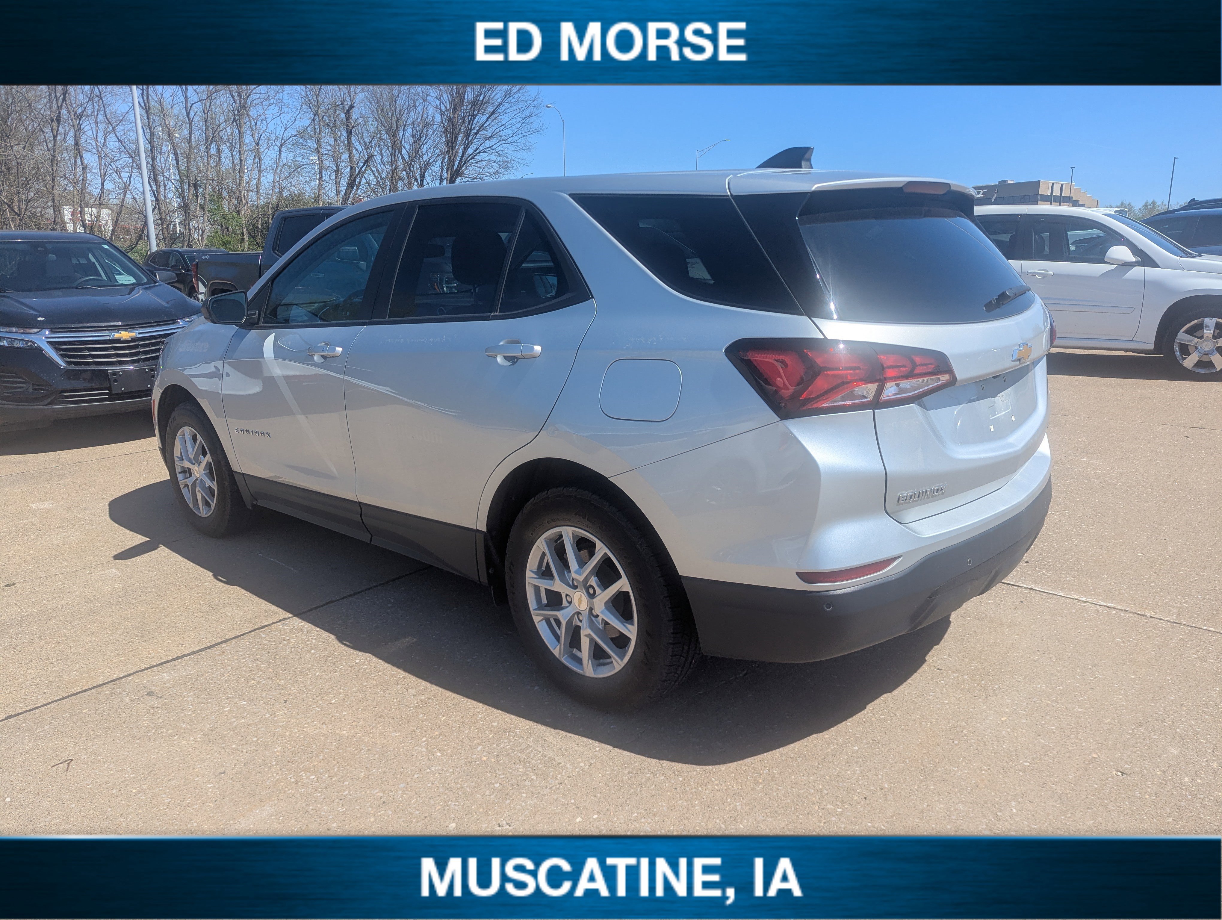 Certified 2022 Chevrolet Equinox LS w/ LS Convenience Package AWD/4WD image 4