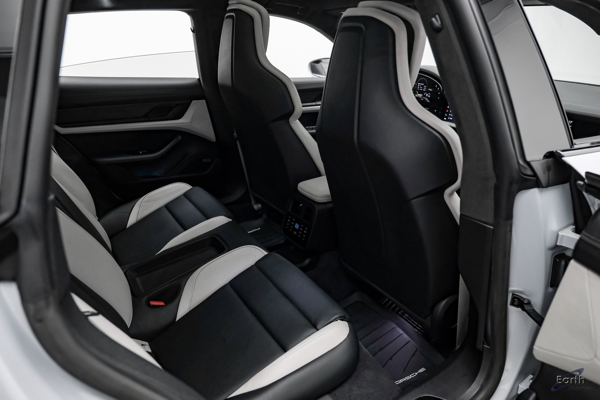 Used 2023 Porsche Taycan GTS w/ Premium Package image 69