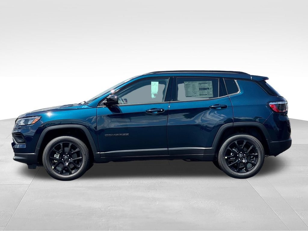 New 2026 Jeep Compass Latitude AWD/4WD image 4