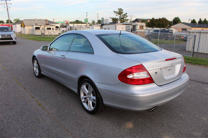 Used 2006 Mercedes-Benz CLK 350 Coupe image 5