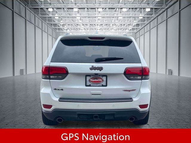 Used 2017 Jeep Grand Cherokee Trailhawk AWD/4WD image 9