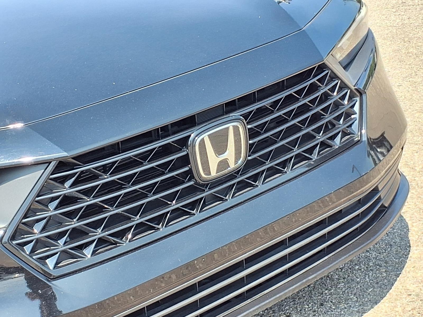 Used 2024 Honda Accord EX image 21