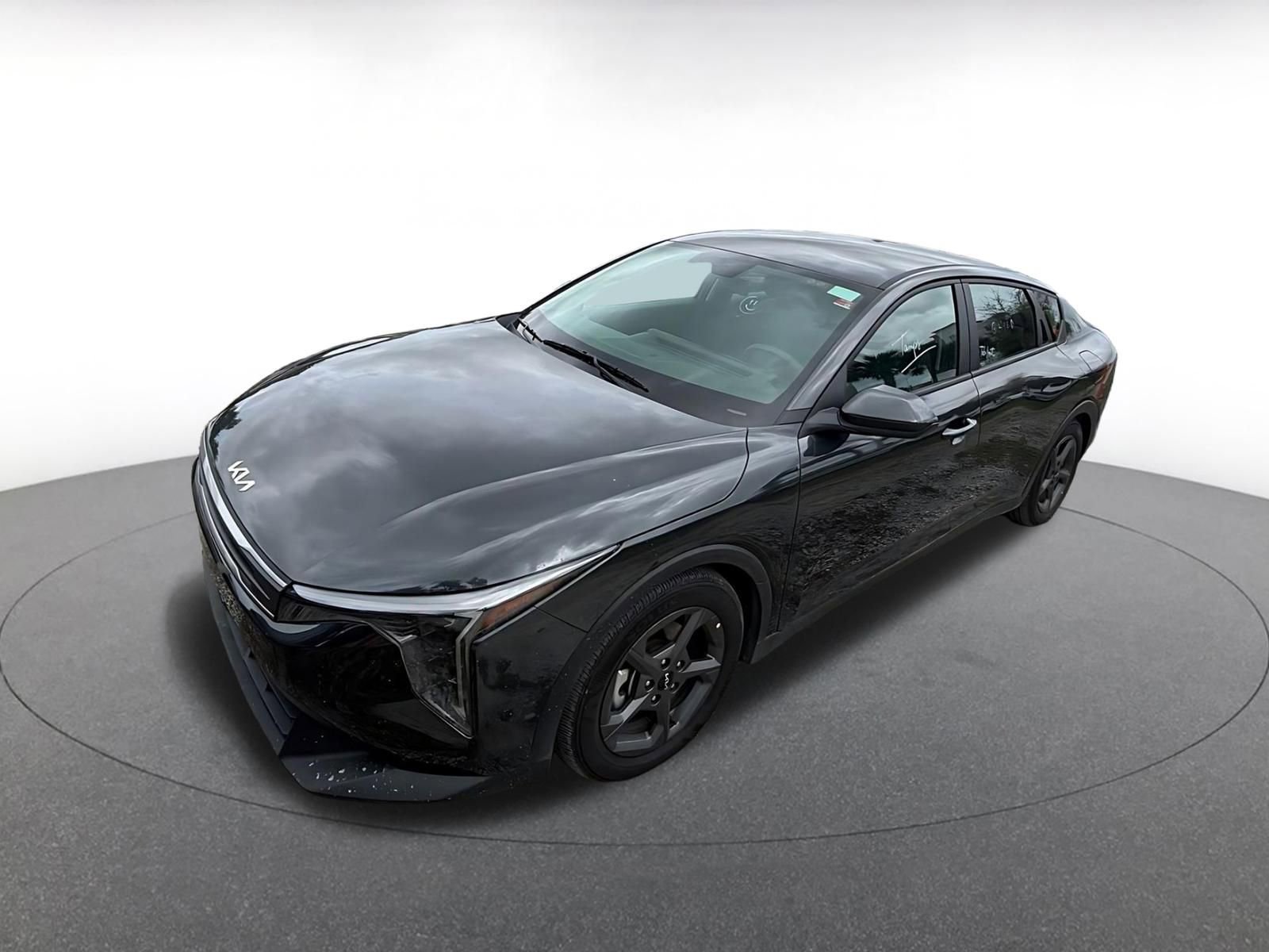 Used 2025 Kia K4 LXS image 3