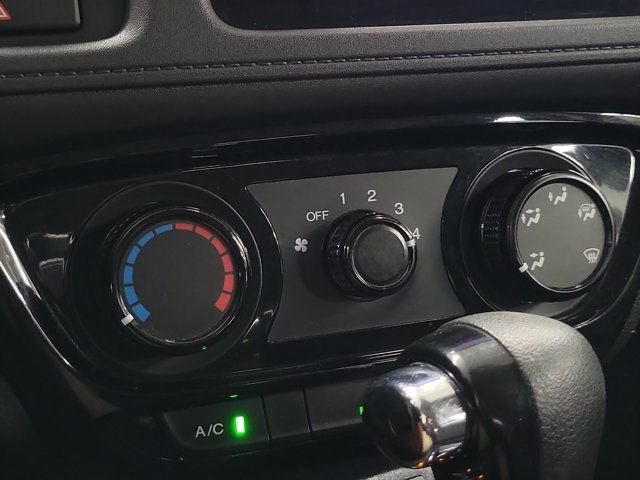 Certified 2022 Honda HR-V LX image 29