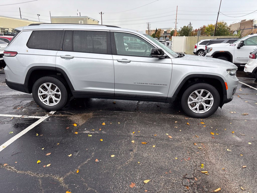 Used 2021 Jeep Grand Cherokee L Limited AWD/4WD image 2