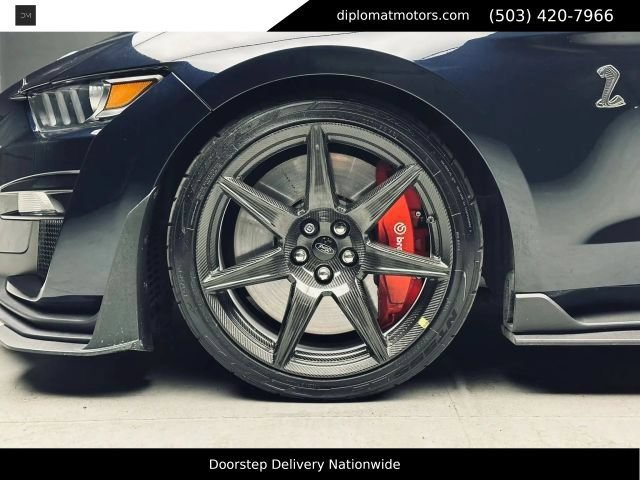Used 2021 Ford Mustang Shelby GT500 w/ Carbon Fiber Track Pack RWD image 37