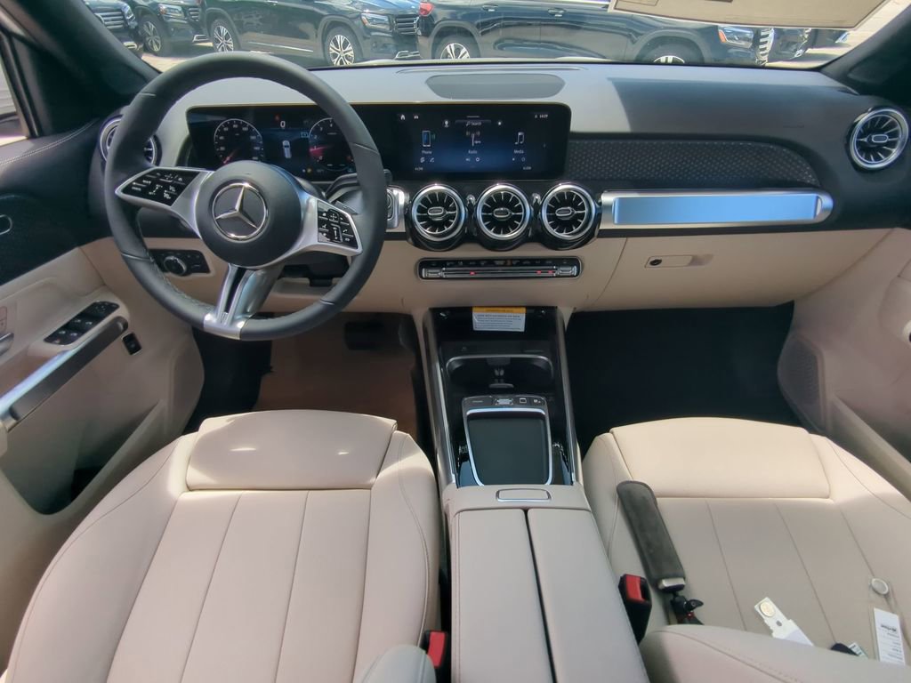 New 2025 Mercedes-Benz GLB 250 GLB 250 image 24